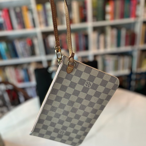 Louis Vuitton Azure Pouchette with Vachetta Leather Strap - Picture 9 of 12